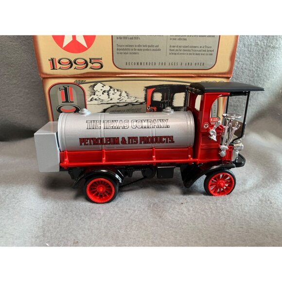 Texaco 1910 Mack Tank Truck Bank 1995 Ertl Collectibles Die-Cast Model Toy - Picture 5 of 14